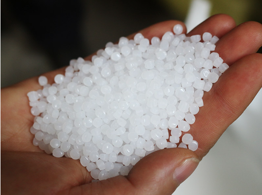 Yantai Double Plastic Industry Co., Ltd. သည် အရည်အသွေးမြင့်၊ ဂေဟစနစ်နှင့် တာရှည်ခံသော ပလပ်စတစ်ပိုက်များကို ဖန်တီးရန် 100% Virgin HDPE ကုန်ကြမ်းများကို အခိုင်အမာ တောင်းဆိုထားသည်။